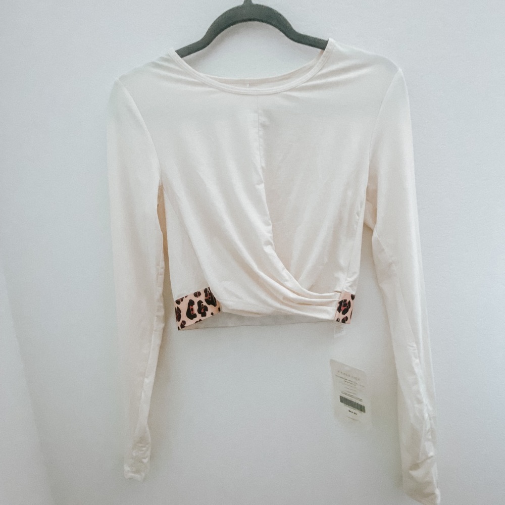 Crossover Crop Workout Top